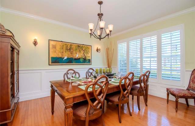 934 HARBOUR BAY DRIVE