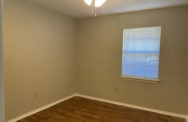 Photo of 3 Bed/1.5 Bath home in Ridgeland!