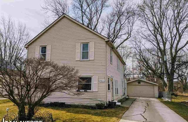 39691 Detroit St - 39691 Detroit Street, Macomb County, MI 48045