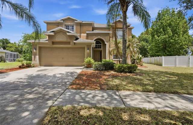 2631 QUEEN ALBERTA DRIVE
