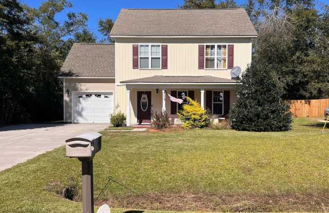 Photo of Large family rental available in Maple Hill