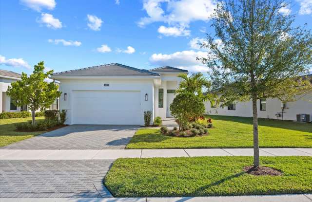 4823 Saint Armands Way