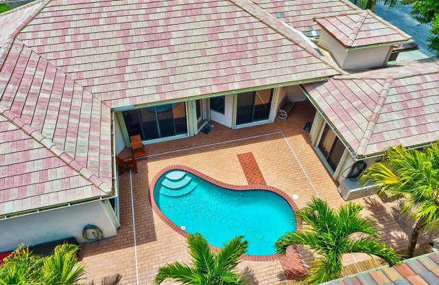 212 Citrus Trail