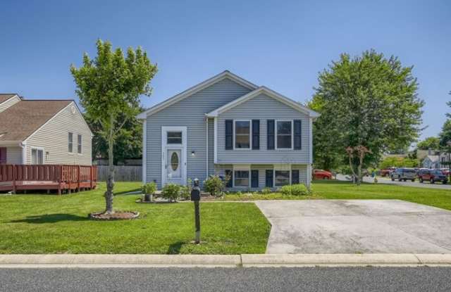 383 Stratford Avenue