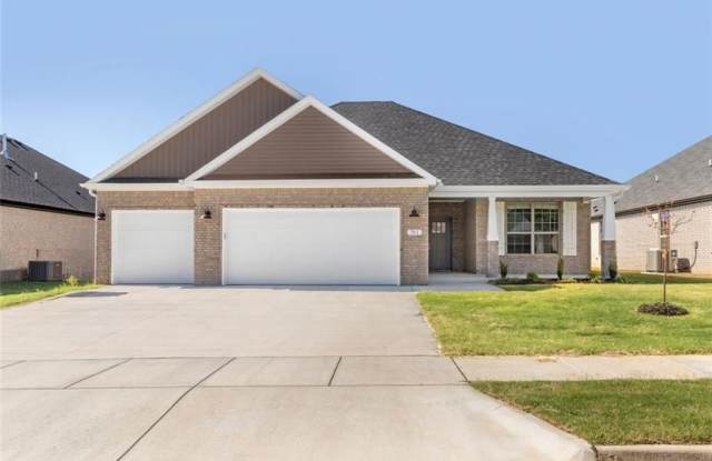 761 Skylar  ST