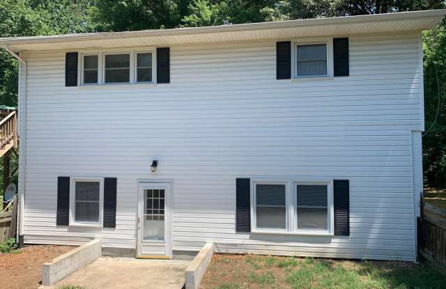 2446 MOUNTAIN VIEW RD - 2446 Mountain View Road, Stafford County, VA 22556