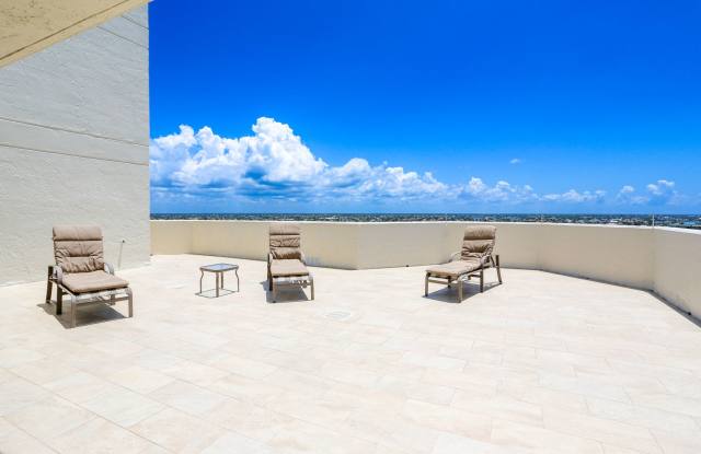 **SANDCASTLE AT MARCO BEACH**2 BEDS/2 BATHS**STUNNING GULF VIEW**FURNISHED ANNUAL/SEASONAL RENTAL* - 720 South Collier Boulevard, Marco Island, FL 34145
