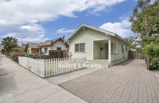848 Black Diamond Street