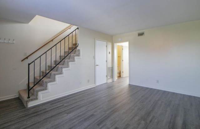 284-2 Northridge Drive