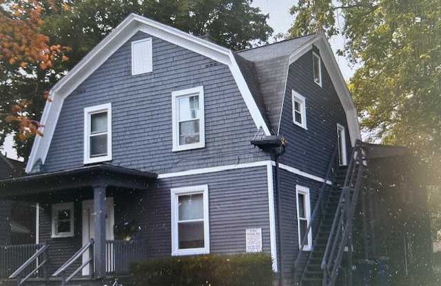 Photo of 1130 South Forest Avenue