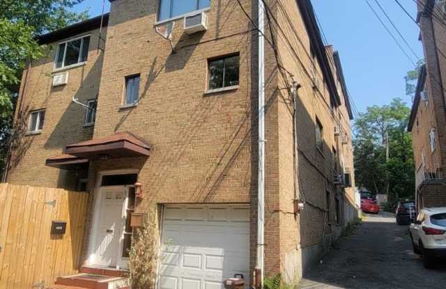 Photo of 6201 Spencer Terrace