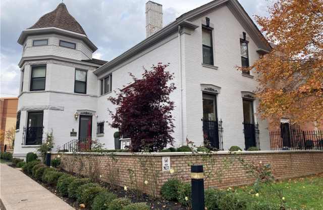 Photo of 61 Johnson Park unit: 7