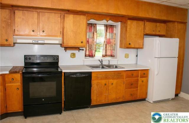 3914 Mauch Chunk Road