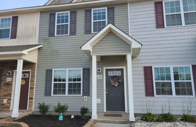 Beautiful 2 bedroom 2.5 bath townhouse Sneads Ferry - 630 Ebb Tide Ln, Onslow County, NC 28460