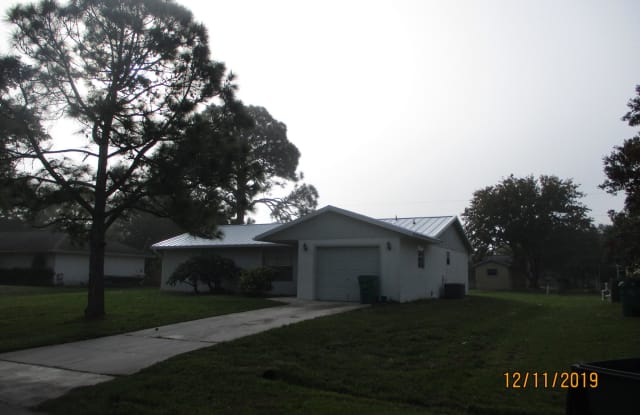 502 NW Lincoln Avenue - 502 Northwest Lincoln Avenue, Port St. Lucie, FL 34983
