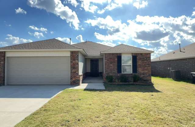 Timbers Addition 3 Bedroom 2 Bath Home - Shawnee Schools