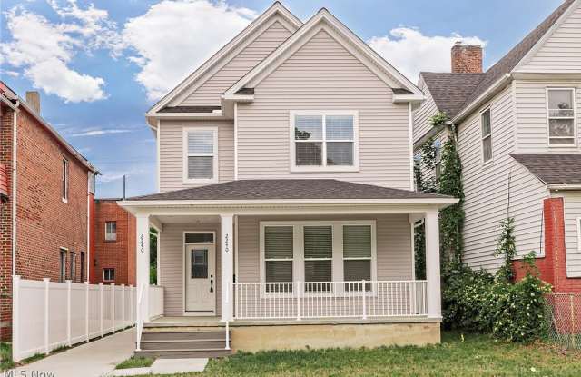 2240 E 97th Street
