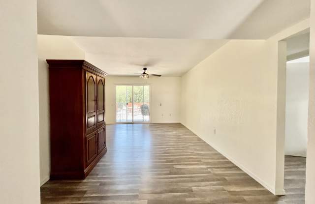 394 North Calle Del Chancero - 1