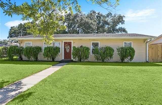 215 CITRUS Road