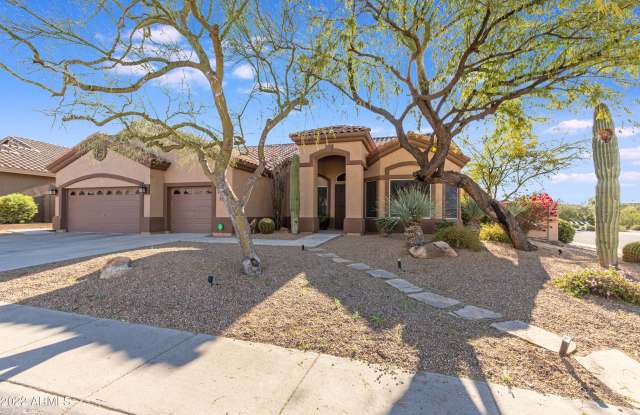 4907 E FERNWOOD Court - 4907 East Fernwood Court, Phoenix, AZ 85331