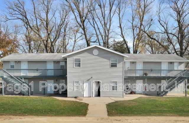 1610 E Rock Falls Rd. Unit 2 - 1610 East Rock Falls Road, Whiteside County, IL 61071