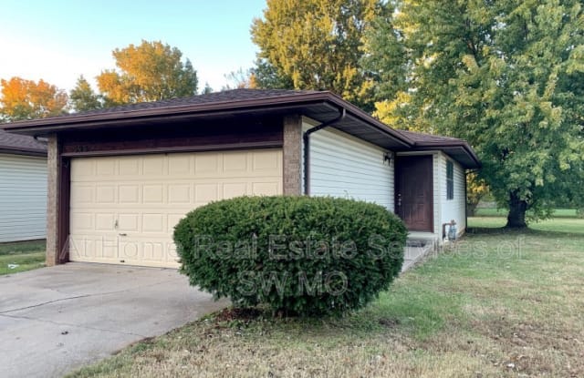 525 W Edgewood - 525 West Edgewood Street, Springfield, MO 65807