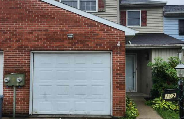 Photo of Stunningly Remodeled Townhouse In Fantastic Neighborhood