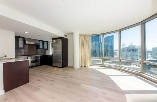 333 1st Street, #N1607