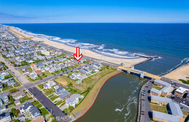 Photo of 4 Washington Avenue unit: Unit 1