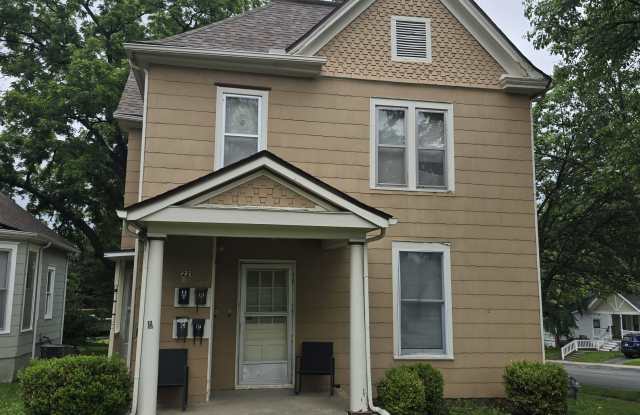 221 South Pleasant Street - 221-C