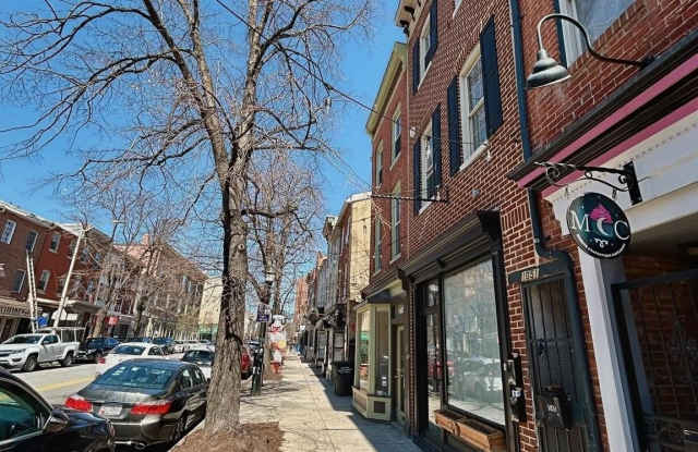 1049 S CHARLES Street