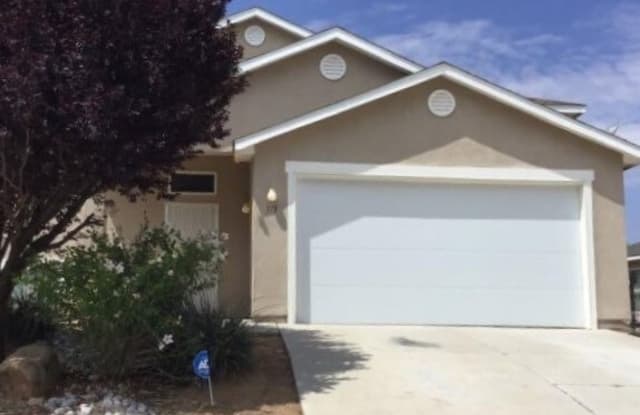 375 Cloud View Avenue Southwest - 375 Cloud View Avenue, Los Lunas, NM 87031