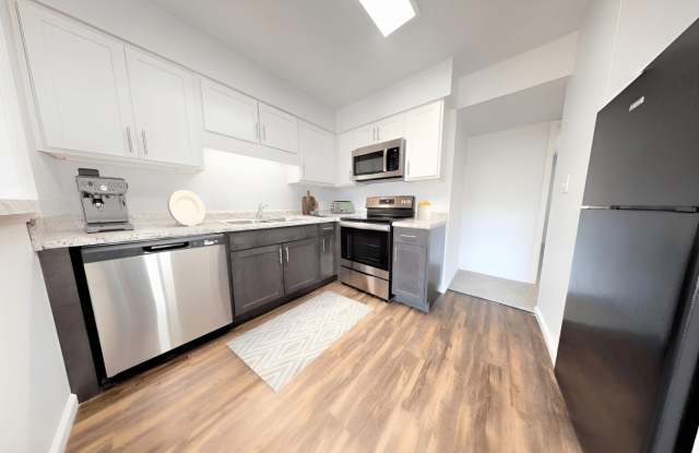 Photo of Lawrence Landing Apartments