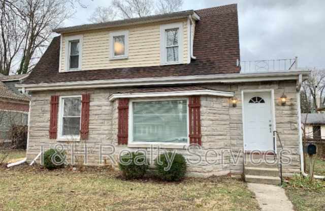 Photo of 6155 Broadway Street