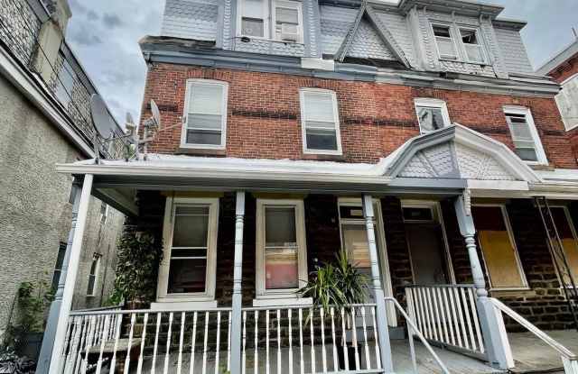 Photo of 180 W MANHEIM Street unit: 2