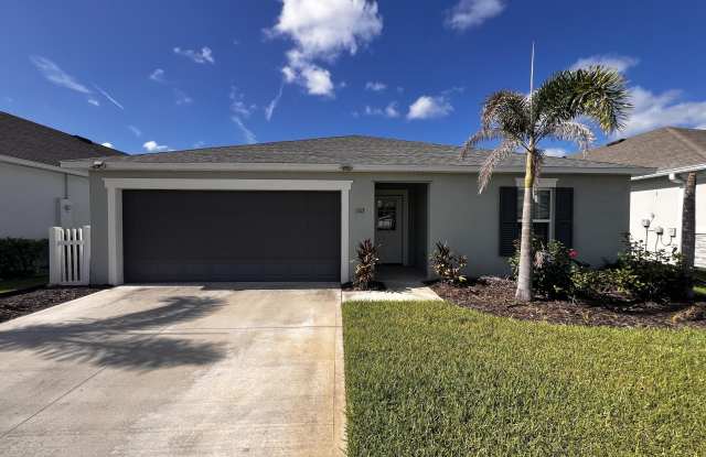 563 Corbin Circle SW
