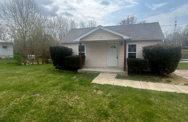 Newly updated home in Radcliff, KY! - 230 Horseshoe Court, Radcliff, KY 40160