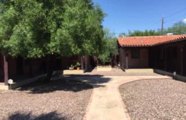 Photo of 1335 E 9th Street