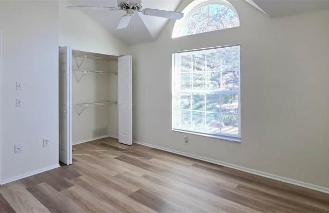 6457 WEDGEWOOD DRIVE