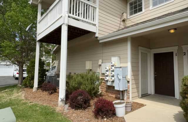 Spacious 2 Bed, 2 Bath Condo