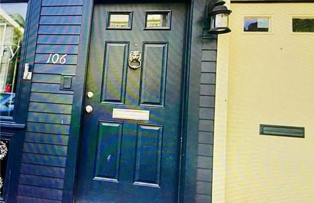106 Swinburne Row