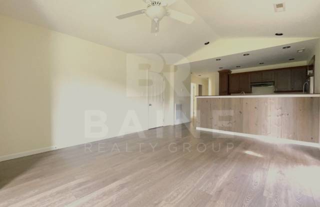 5200 Heins Road Northeast