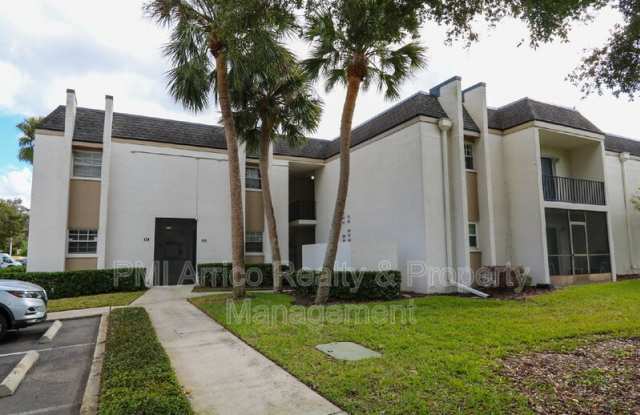 711 Russell Lane