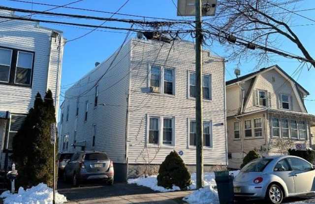 Photo of 122 Buffalo Ave