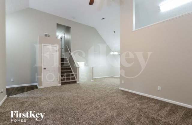 5835 Shadewater Drive