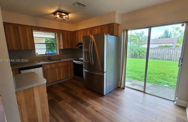 2511 Hayes Street 2511, Hollywood, FL 33020