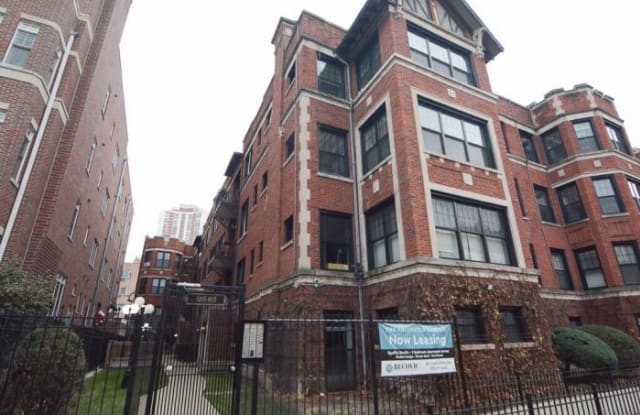 6105 Winthrop - 6105 N Winthrop Ave, Chicago, IL 60660