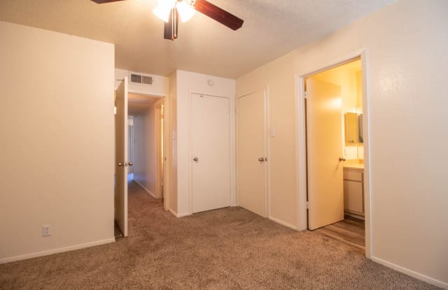 Plaza Square Apartments