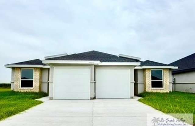 4426 S ESCONDIDO LN.