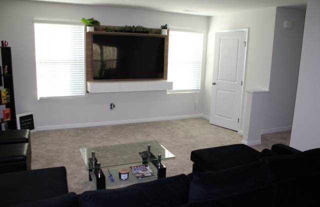 Photo of Room in 3 Bedroom Townhome at Cutwater Cir